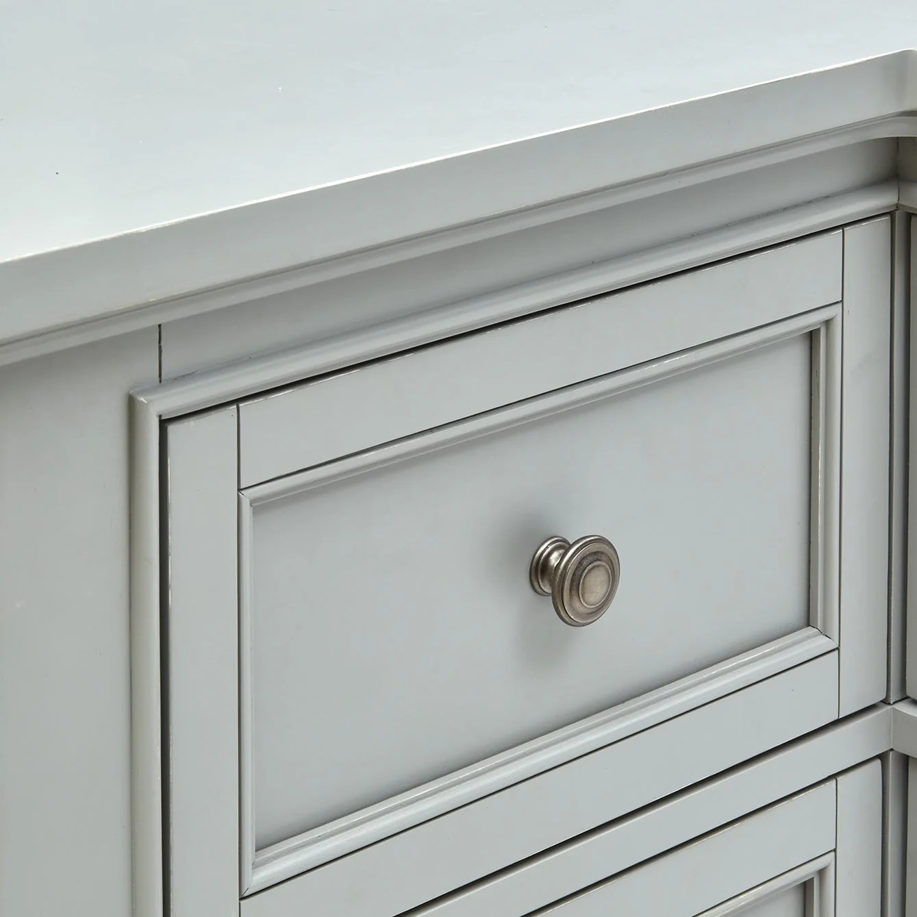 Willowbrook Dresser - Image 24